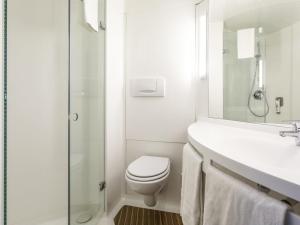 Koupelna v ubytování Ibis Valencia Alfafar