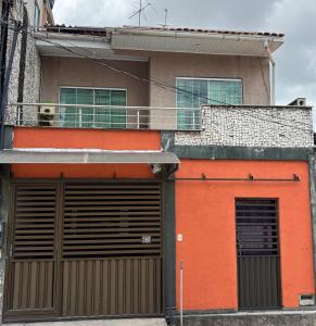 Tòa nhà nơi chỗ nghỉ nhà dân tọa lạc