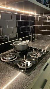 Kuchyň nebo kuchyňský kout v ubytování TS402-Apê lindo e aconchegante p/ 4 pessoas na praia