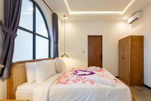 Imagen de la galería de Chopik Villa, en Dalung 12 fotos más