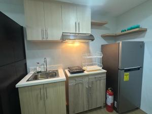 Η κουζίνα ή μικρή κουζίνα στο Tagaytay Idyllic Unwind Spot Retreat Near Foodie Area