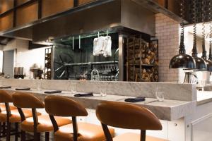 Restaurace v ubytování Hotel Theodore Seattle Downtown, Tapestry by Hilton + 83 fotografií