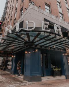 Η πρόσοψη ή η είσοδος του Hotel Theodore Seattle Downtown, Tapestry by Hilton