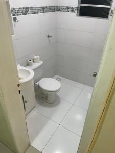 Ένα μπάνιο στο Los Hermanos