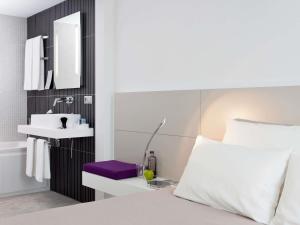 Koupelna v ubytování Novotel Suites Malaga Centro