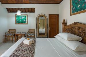 A room at Nuaja Balinese Guest House