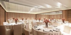 Restaurace v ubytování Conrad Altay Hemu