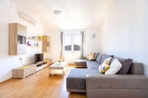 Χώρος καθιστικού στο Apartment Rogoznica - Sibenik Riviera 36423