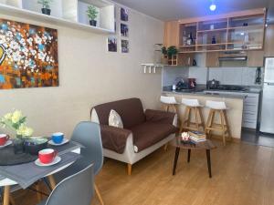 Kuchyň nebo kuchyňský kout v ubytování Departamento moderno con buena ubicación