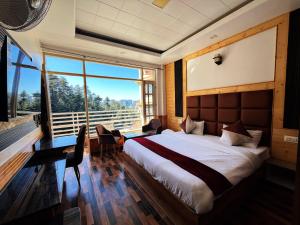 Φωτογραφία από το άλμπουμ του Staynest BNB - Balcony Rooms - 3BHK Apartments στη Σίμλα