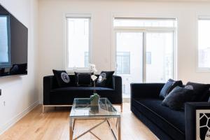 Χώρος καθιστικού στο Modern Stylish Retreat