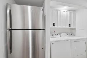 Gallery image of Cozy 2BR Winter Suite with Fire Pit Near DC in Waldorf