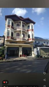 Το κτήριο όπου στεγάζεται  το hostel