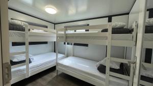 Postel nebo postele na pokoji v ubytování Tasman Holiday Parks - Yallingup Beach