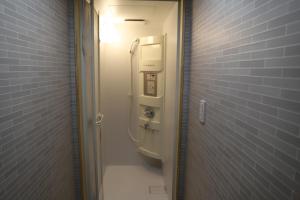 Et badeværelse på フォレストドーム付知峡