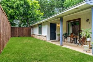 Zahrada ubytování 2bd 1bth Newly Renovated Home near Cowboys Stadium etc