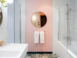 O baie la Grand Hotel des Brotteaux Lyon Ctre - Handwritten Collection