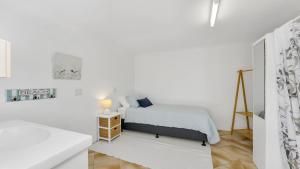 Ένα ή περισσότερα κρεβάτια σε δωμάτιο στο Scenic Escape Spa , Pet Friendly Accom Holidays