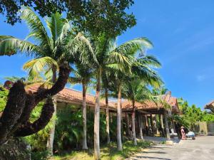 Φωτογραφία από το άλμπουμ του BBQ可能1棟まるまる貸し切り 最大12名 家族 友人でゆっくりすごせます Morley1 σε Kin