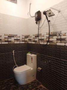 Ένα μπάνιο στο Ceylon Green Gate Hotel