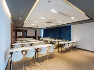 Poslovni prostori in/oz. konferenčna soba v nastanitvi Jinjiang Inn Suzhou Shihu International Education Park
