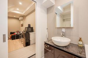 Ένα μπάνιο στο Mi-HOTEL SHIMOKITAZAWA +245 φωτογραφίες