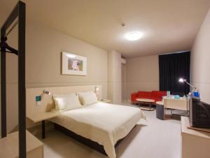 Gallery image of Jinjiang Inn Hefei Sanxiaokou Lujiang Road in Hefei +35 photos