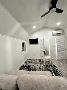 Μια τηλεόραση ή/και κέντρο ψυχαγωγίας στο The Magnolia Shedhaus