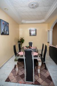 TV a/nebo společenská místnost v ubytování Cabral residence