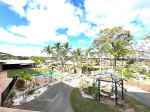 Πισίνα στο ή κοντά στο Lumina Motel Gladstone