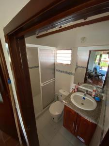 Ένα μπάνιο στο Alojamiento en Cirití