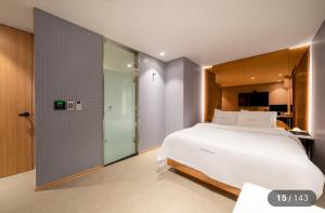 Φωτογραφία από το άλμπουμ του Motel Cookie στη Σεούλ