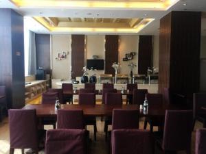 Ресторан / где поесть в Metropolo Fuzhou Cangshan Wanda Plaza Hotel