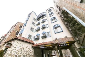 Το κτήριο όπου στεγάζεται  το μοτέλ