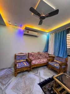Posezení v ubytování Vijay Cozy Corner Hostel