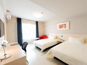 Photo de la galerie de l'établissement Jinjiang Inn Xianning Yinquan Avenue Hot Spring Hotel, à Xianning