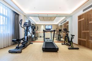 Gallery image of Zhengzhou Agricultural University, Henan Provincial Museum, Meilun Hotel in Zhengzhou