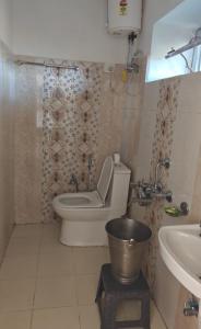 Koupelna v ubytování Buransh Retreat