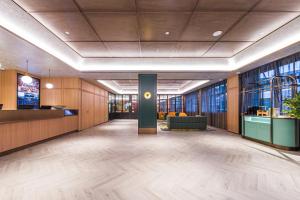 El lobby o recepción de Orange Hotel Shanghai Xujiahui Stadium