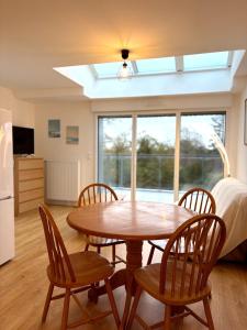 Η κουζίνα ή μικρή κουζίνα στο L'échappée Guérandaise