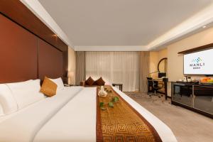 Μια τηλεόραση ή/και κέντρο ψυχαγωγίας στο 南山海岸城曼骊酒店