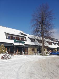 Το Hotel Vesta Centrum Konferencyjno Wypoczynkowe τον χειμώνα