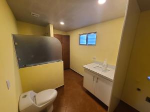 Ένα μπάνιο στο Pura Vida - Villa Lisa