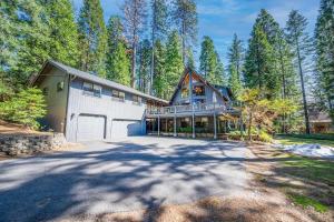 Budova, kde se chata nachází