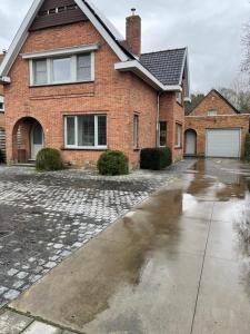 Budova, kde se vila nachází