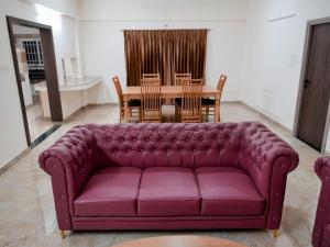 Φωτογραφία από το άλμπουμ του Amaira Studio Living - Coimbatore σε Jāmb