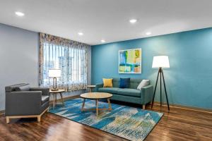 Fotografie z fotogalerie ubytování WoodSpring Suites St Peters-OFallon v destinaci Saint Peters