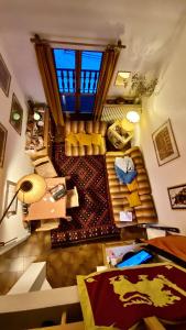  Elle comprend un salon doté d'une télévision à écran plat. dans l'établissement Facing the Sestriere Ski Slopes, à Borgata Sestriere