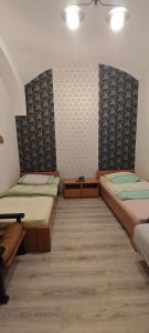 Biliár nebo kulečník v ubytování Pod Bocianem Noclegi