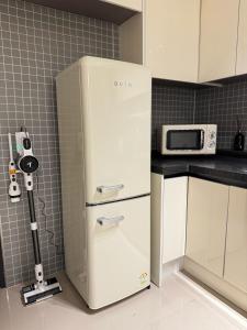 Köök või kööginurk majutusasutuses Stay Moonlight N301 Jinju Castle Jinyangho Park Yudeung Museum Jinju National University of Education Jinju Health University Kyungpook National University Jinju Court